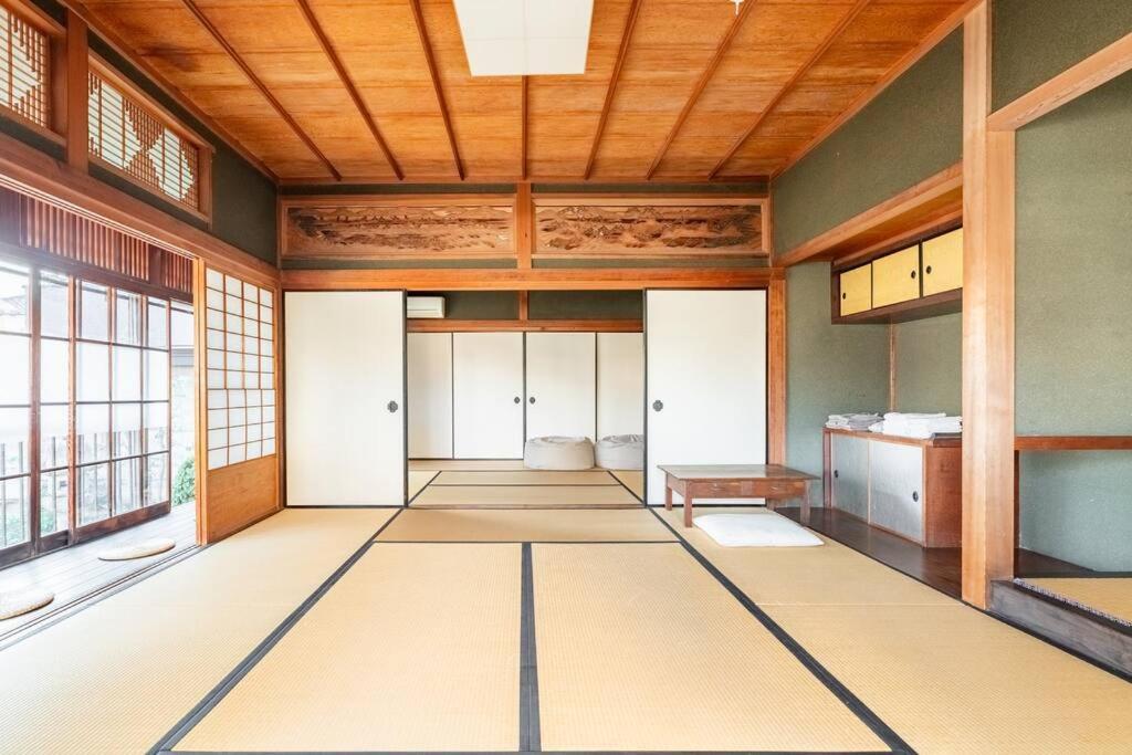 日々の宿: 宇野駅から車で5分 直島へ 最大7名様 古民家貸切 一棟貸し Tamano Экстерьер фото