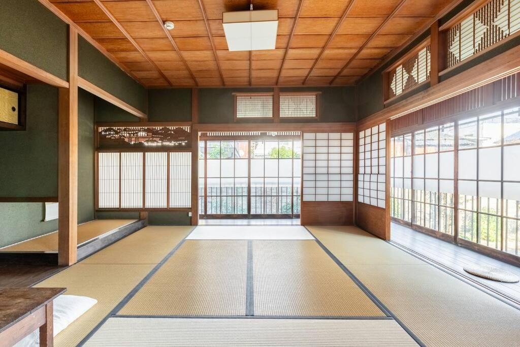 日々の宿: 宇野駅から車で5分 直島へ 最大7名様 古民家貸切 一棟貸し Tamano Экстерьер фото